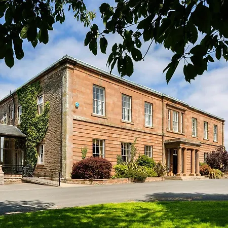 The Greenhill 4*